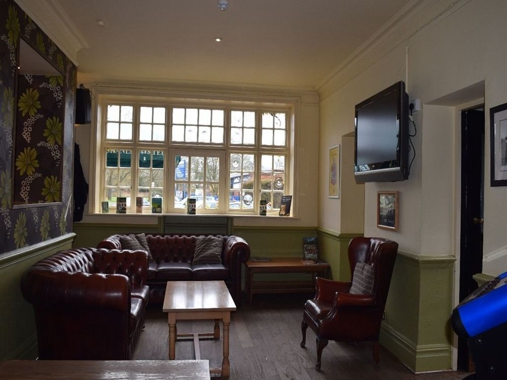 The Cranley Hotel Cranleigh Ngoại thất bức ảnh